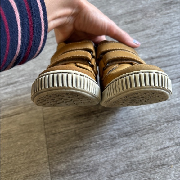 Brown Ciciban Shoes with Velcro Straps - Picture 7 of 8